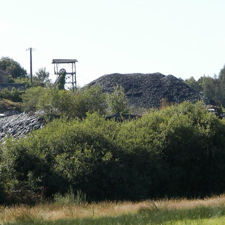 Vallee Des Ardoisieres Mael-Carhaix Экстерьер фото